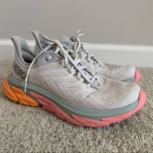 HOKA MEN’S CLIFTON EDGE